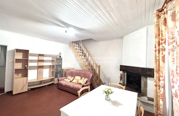 Maison de ville sur beaucaire — photo 3