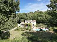 Elégante propriété de 280m² dans un village renommé — photo 2