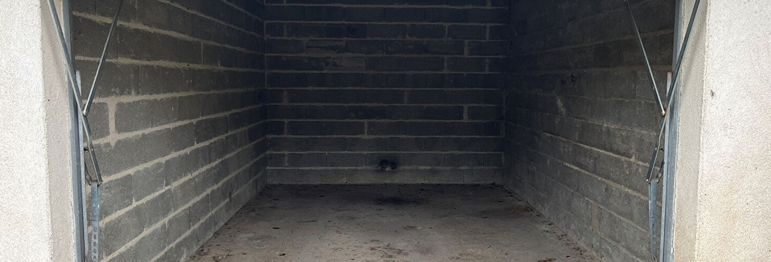 Garage  13 m² à louer à Châtellerault (86100)