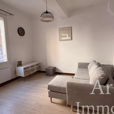 Appartement 3 pièces 750 €