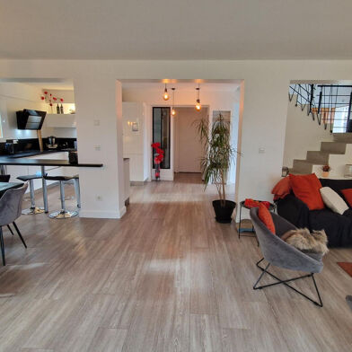 Appartement 6 pièces 470000 €