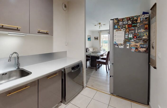 T2 avec jardin privatif de 94 m², box et parking – Rare — photo 3
