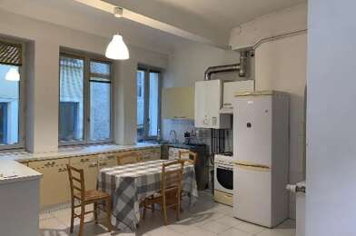 Appartement 3 pièces 820 €