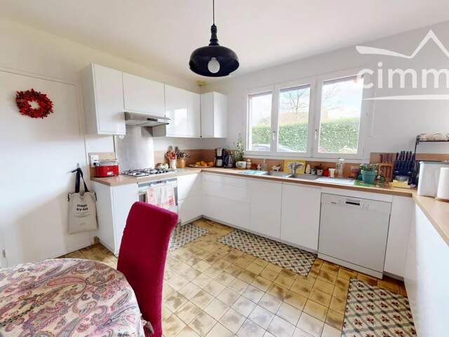 Maison familiale 6 pièces — photo du bien