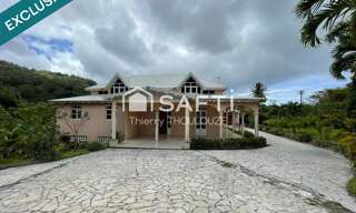 Maison 7 Pièces 225 m² à vendre à Gourbeyre (97113)