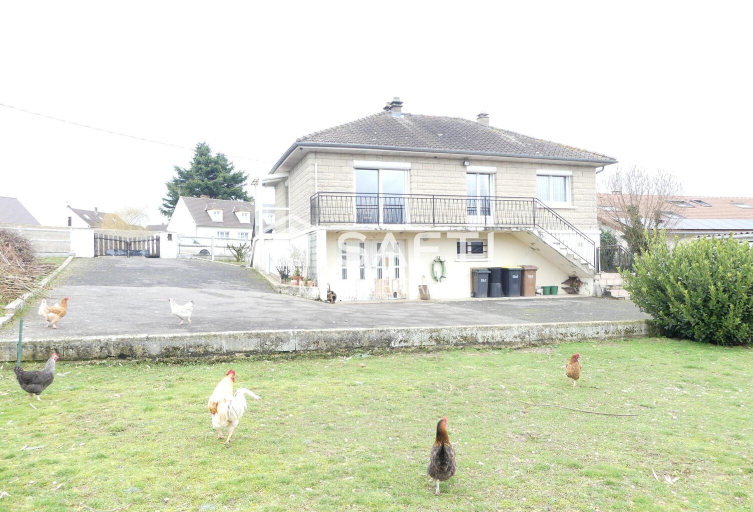 Vendu avec un poêle à pellet récent à installer !!! — photo 1