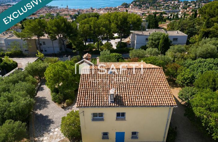 L'EXCEPTION PREND TOUT SON SENS LORSQU'UNE ADRESSE RÉUNIT EMPLACEMENT, VUE ET PATRIMOINE. SANARY-SUR-MER — photo 2