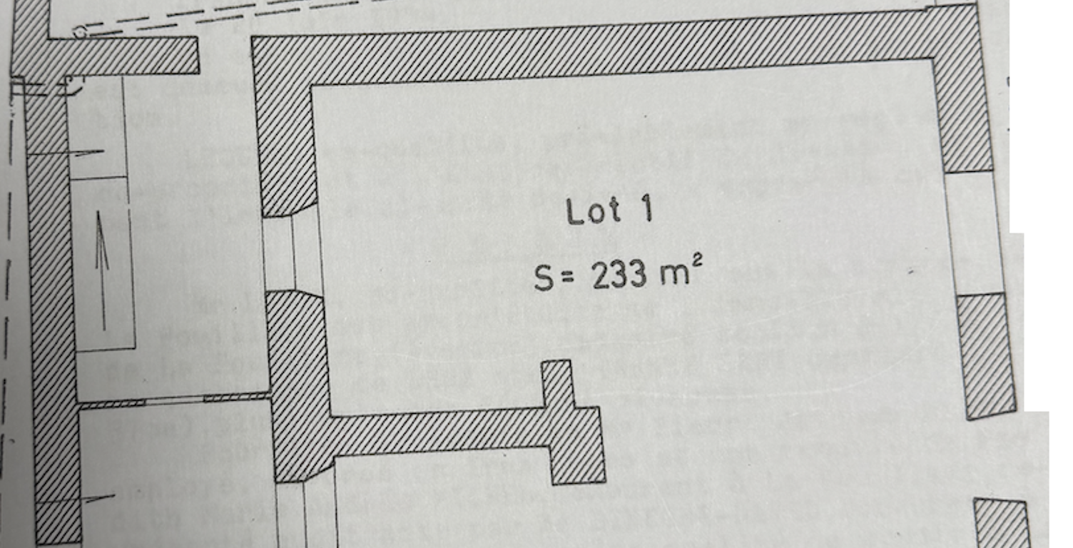 Surface de 200 m2 à aménager — photo 1