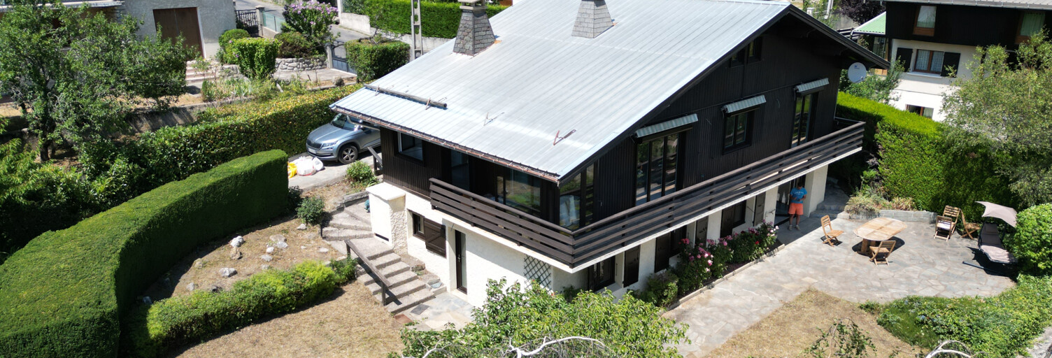 Maison  196 m² à vendre à Embrun (05200)