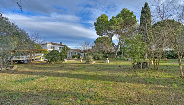 Villa / Maison 6 pièces  à vendre Aimargues 30470