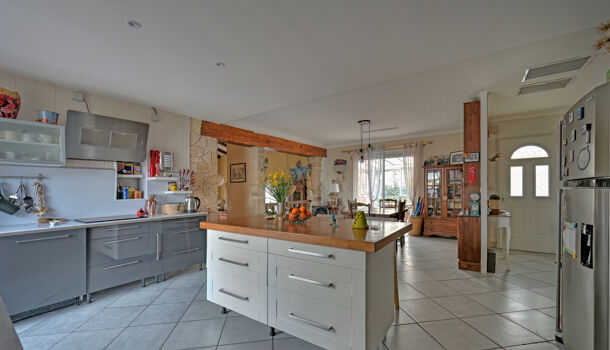 Villa / Maison 6 pièces  à vendre Aimargues 30470