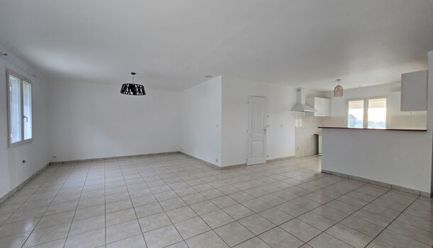 Villa / Maison 4 pièces  à louer Quins 12800