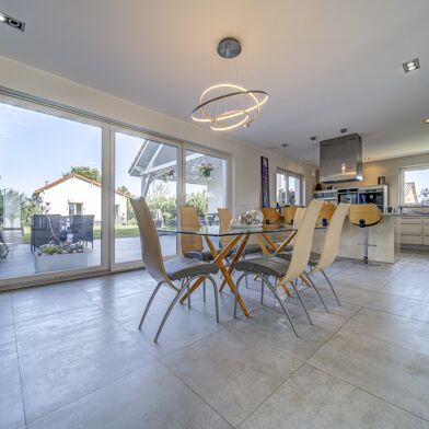 Maison 5 pièces 595000 €