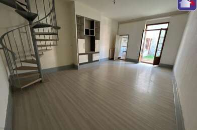 Appartement 3 pièces 650 €