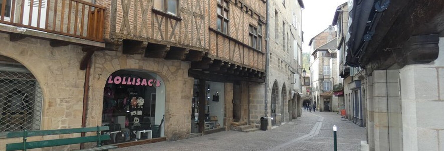 Commerce 1 Pièce 49 m² à louer à Figeac (46100)