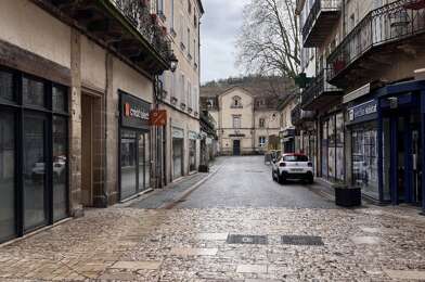 Commerce 3 pièces 667 €