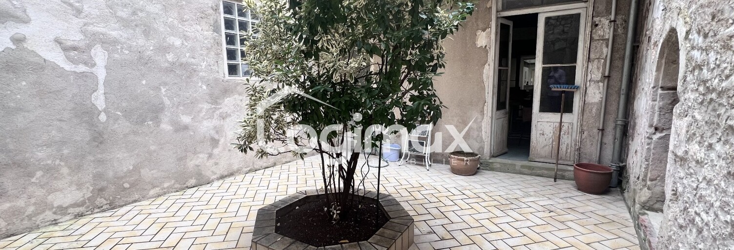 Local industriel  73 m² à louer à La Rochelle (17000)