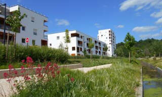 Garage  12 m² à louer à Floirac (33270)