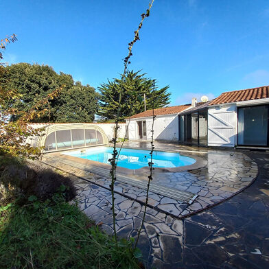 Maison 8 pièces 502200 €