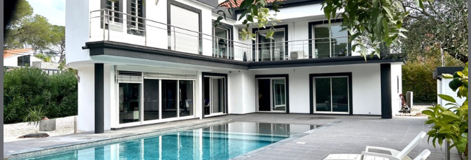 Maison 9 Pièces 279 m² à vendre à Saint-Raphaël (83700)