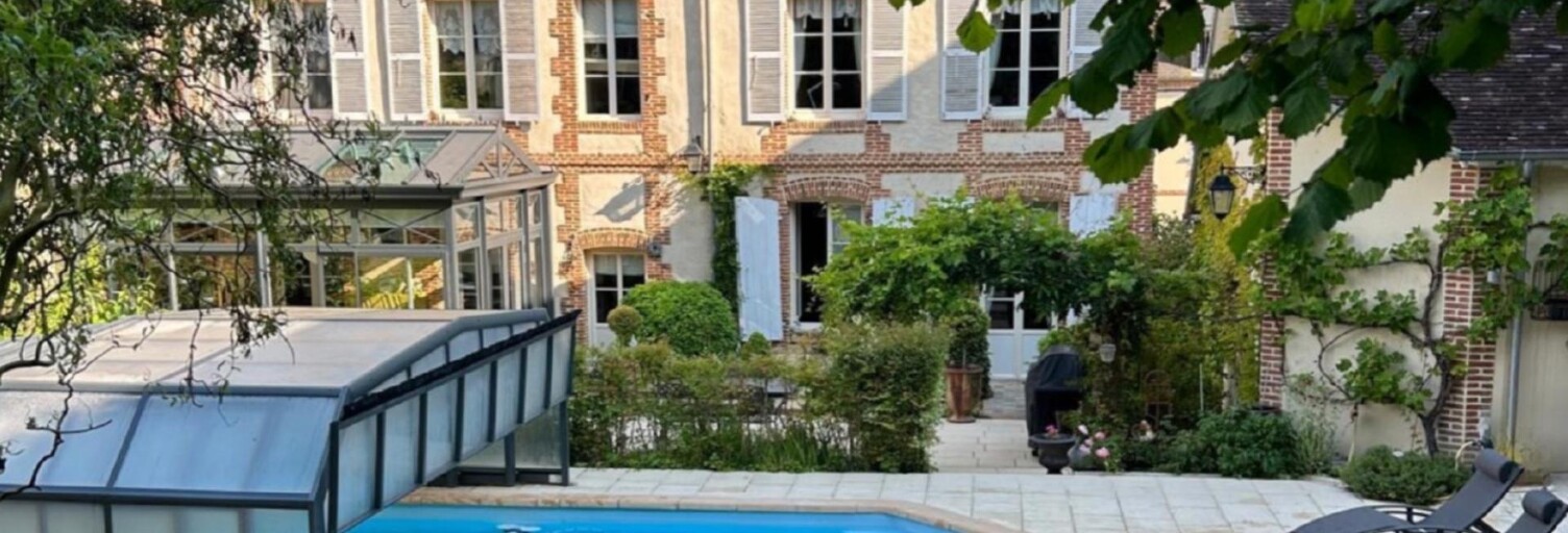 Maison 8 Pièces 300 m² à vendre à L'Aigle (61300)