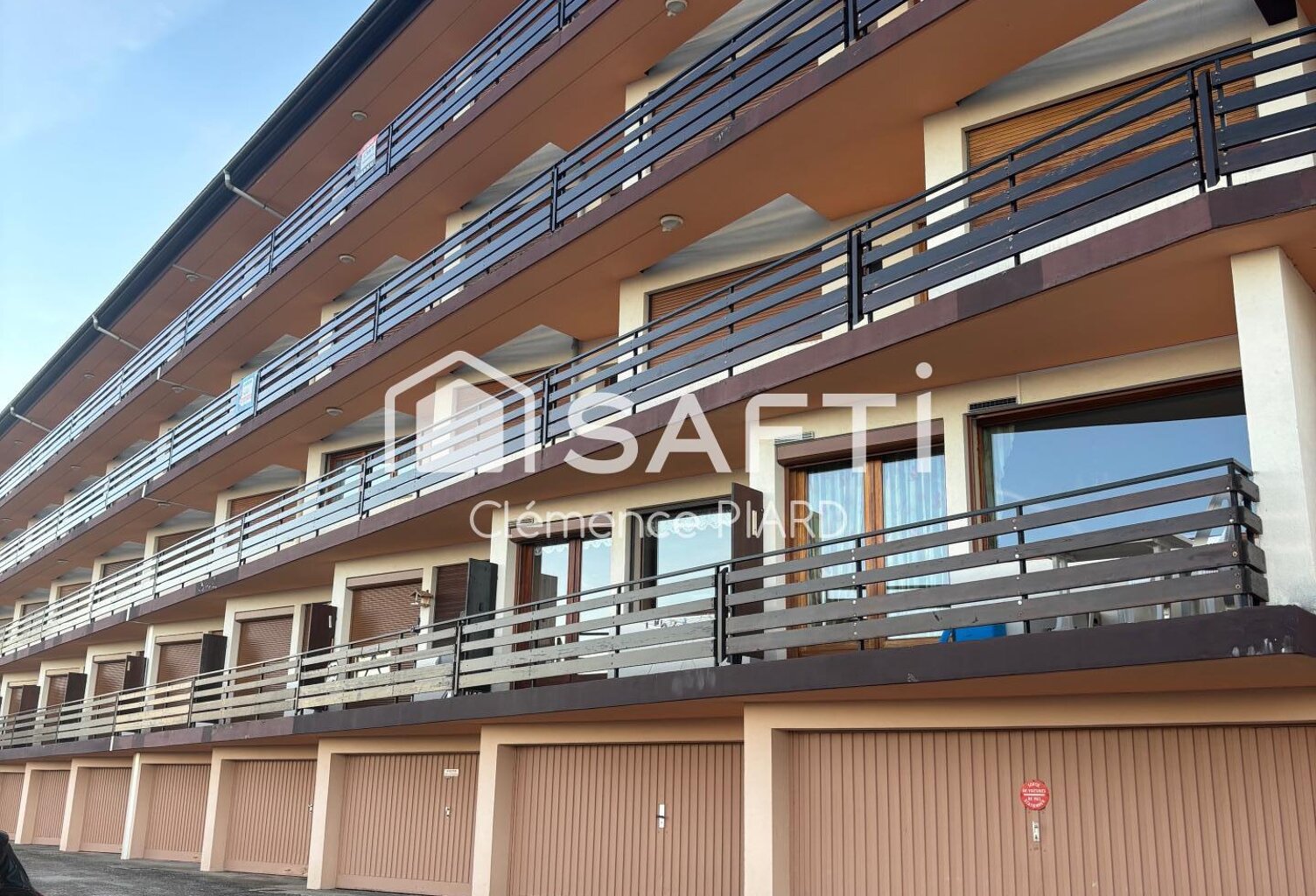 Prémanon- Appartement T2 — photo 1