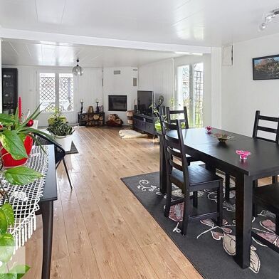 Maison 8 pièces 399000 €