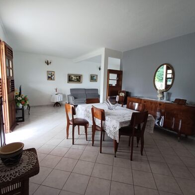 Maison 7 pièces 299900 €