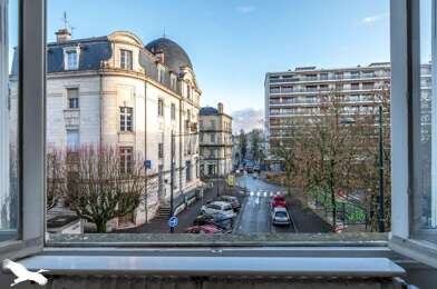 Appartement 4 pièces 176700 €