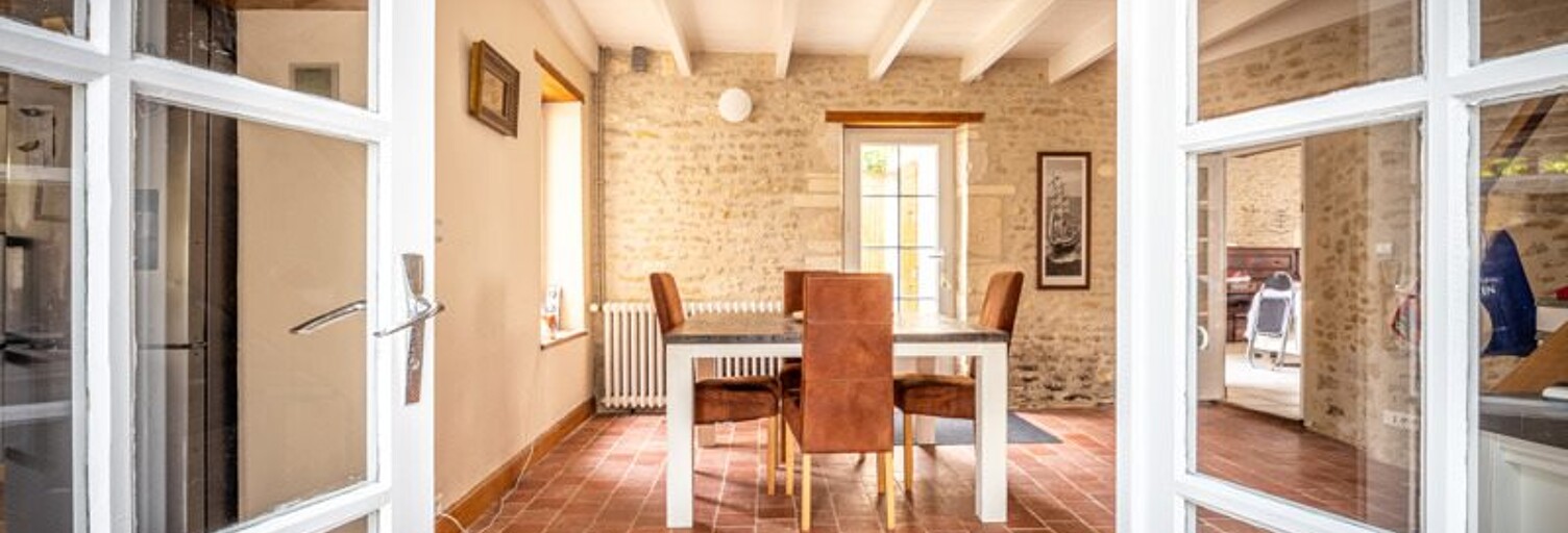 Maison 10 Pièces 265 m² à vendre à Muron (17430)