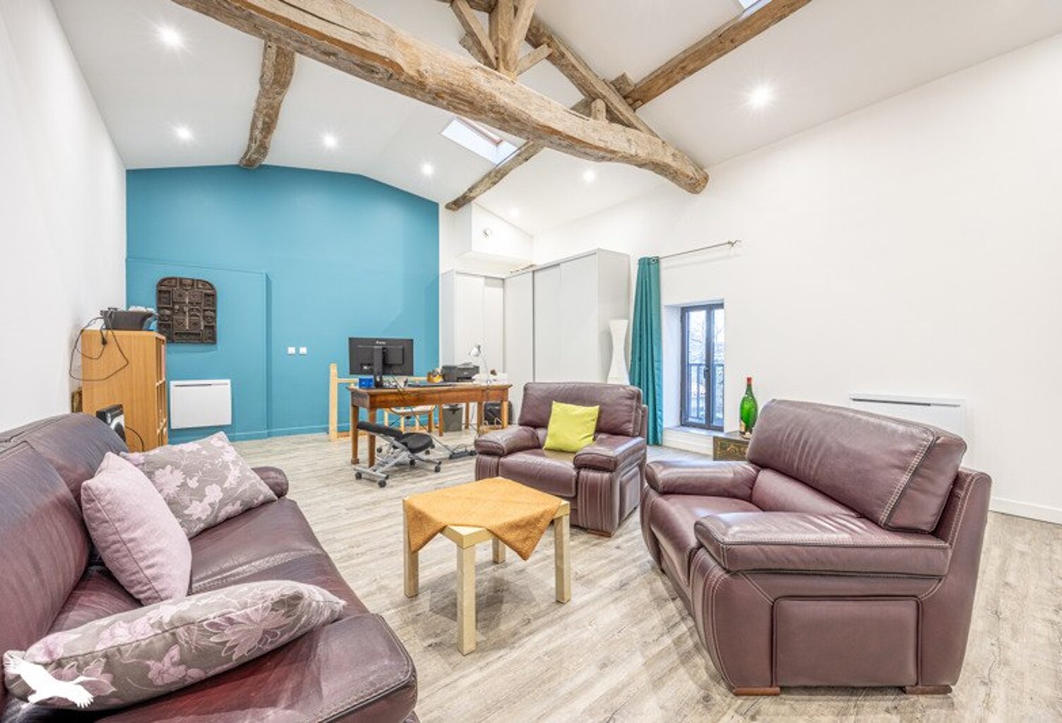 Maison de bourg de 10 pièces principales — photo 1