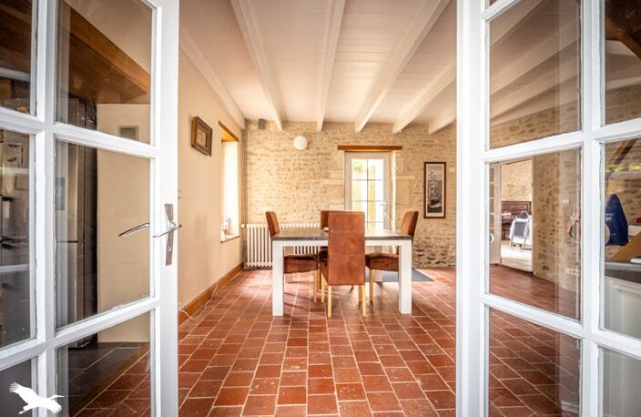 Maison de bourg de 10 pièces principales — photo 3
