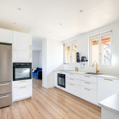 Appartement 3 pièces 225000 €