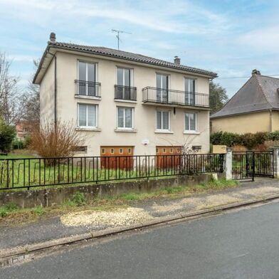 Immeuble  187424 €