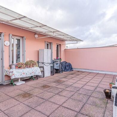 Appartement 3 pièces 337920 €