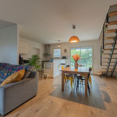 Maison 5 pièces 369000 €