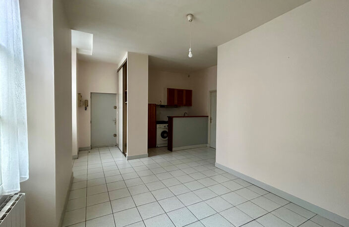 APPARTEMENT TYPE 2 - POITIERS PARC DE BLOSSAC — photo 4