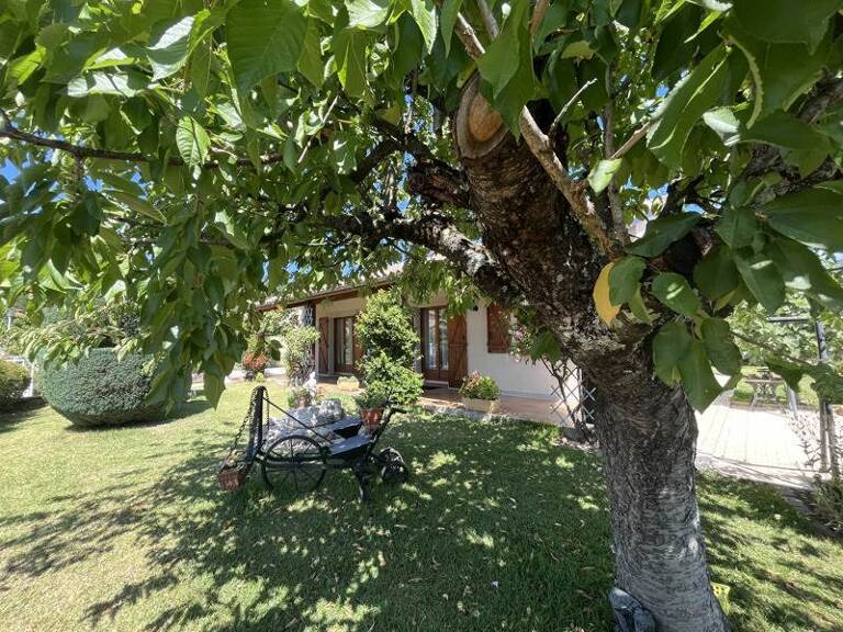 Villa de 5 pièces principales — photo 1