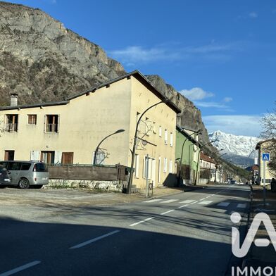 Maison 9 pièces 299000 €