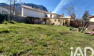 Maison 9 Pièces 178 m² à vendre à Espinasses (05190)