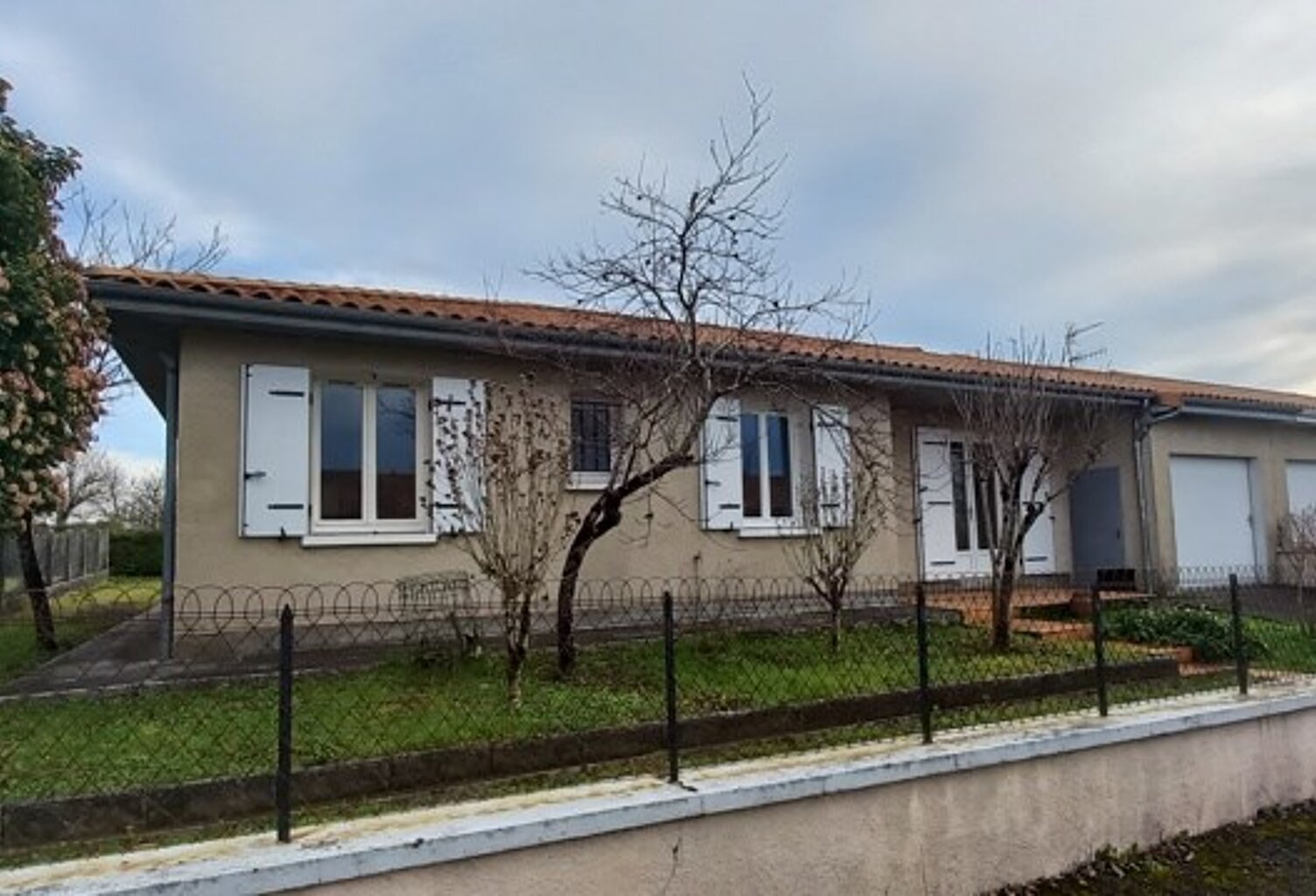 Pavillon de 4 pièces principales — photo 1