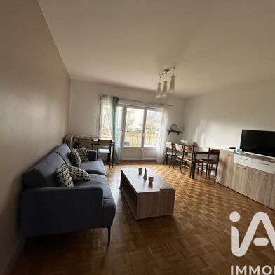 Appartement 3 pièces 520 €