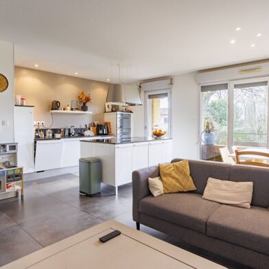 Appartement 3 pièces 216000 €