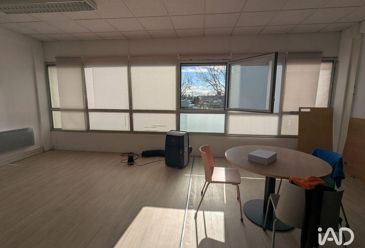 Vente Bureaux 40 m&sup2; — photo 1