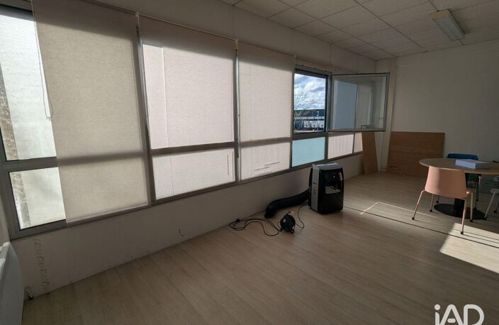 Vente Bureaux 40 m&sup2; — photo 2