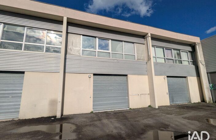 Vente Bureaux 35 m&sup2; — photo 2