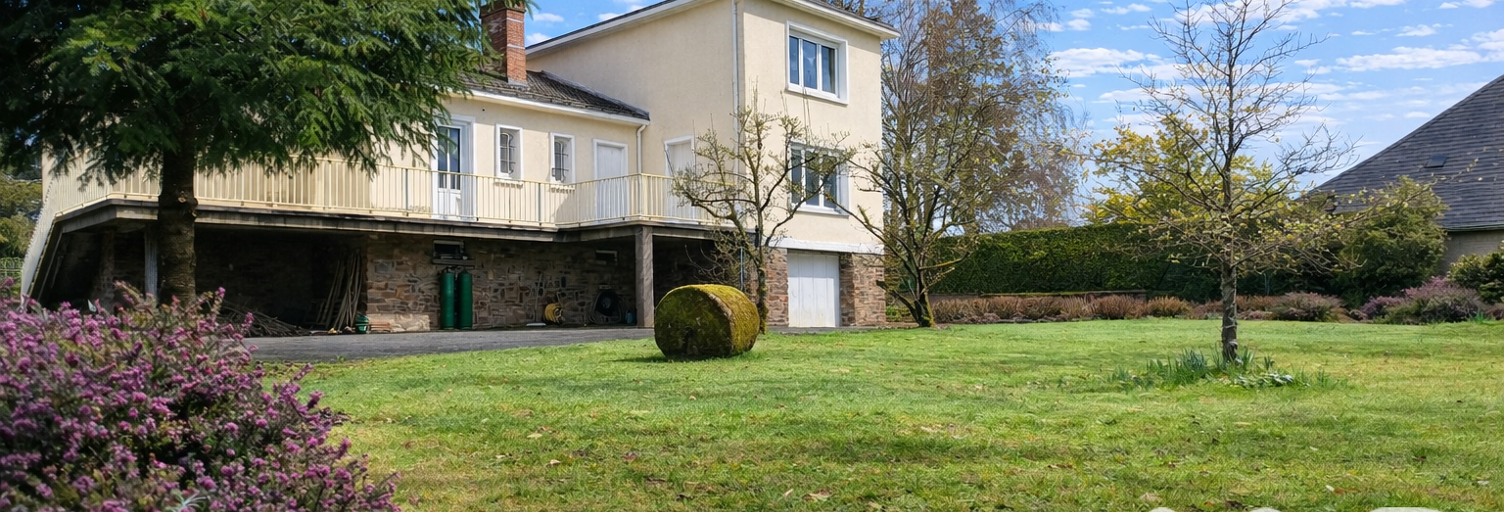 Maison 8 Pièces 190 m² à vendre à Essarts-en-Bocage (85140)