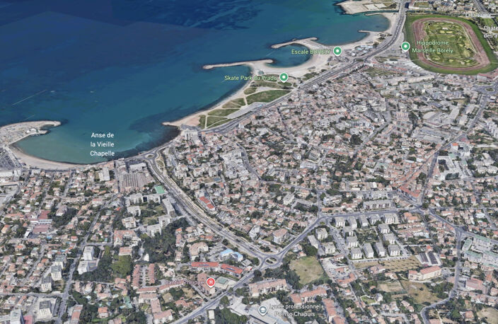 MAGNIFIQUE PENTHOUSE VUE MER ET COLLINES / TERRASSE 160 M2 / MARSEILLE 8ÈME — photo 2