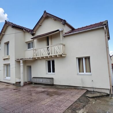 Maison 5 pièces 324800 €