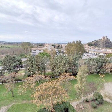 Appartement 4 pièces 243800 €